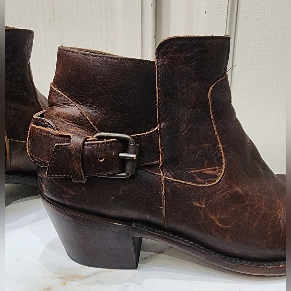 J.B. Dillon Leather Ankle Boots Womens Size 7.5 - Picture 4 of 8